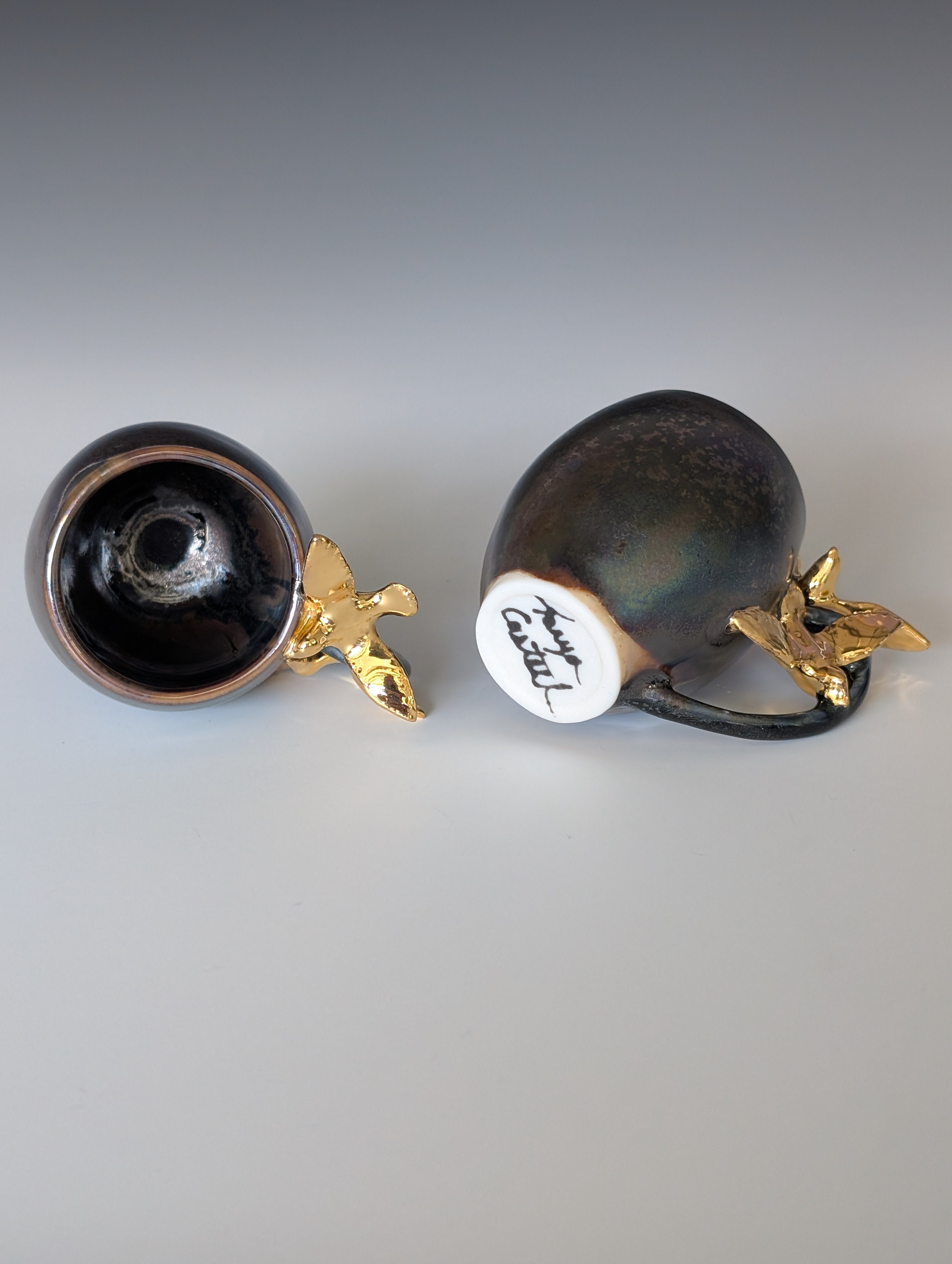 3oz Porcelain espresso mug set - Gold Dove sculptures